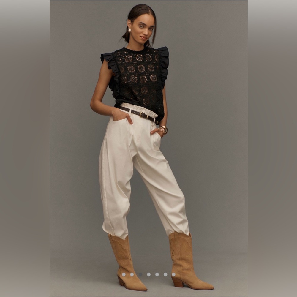 Anthropologie Flat White Crochet Ruffle Top (M) - Picture 3 of 7